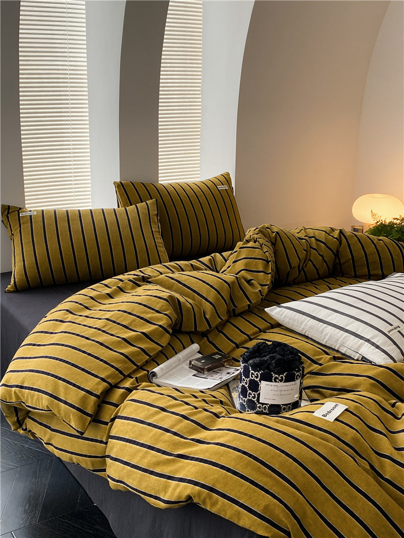 Striped cotton bedding set in percale quality with light quilting — product view 6
