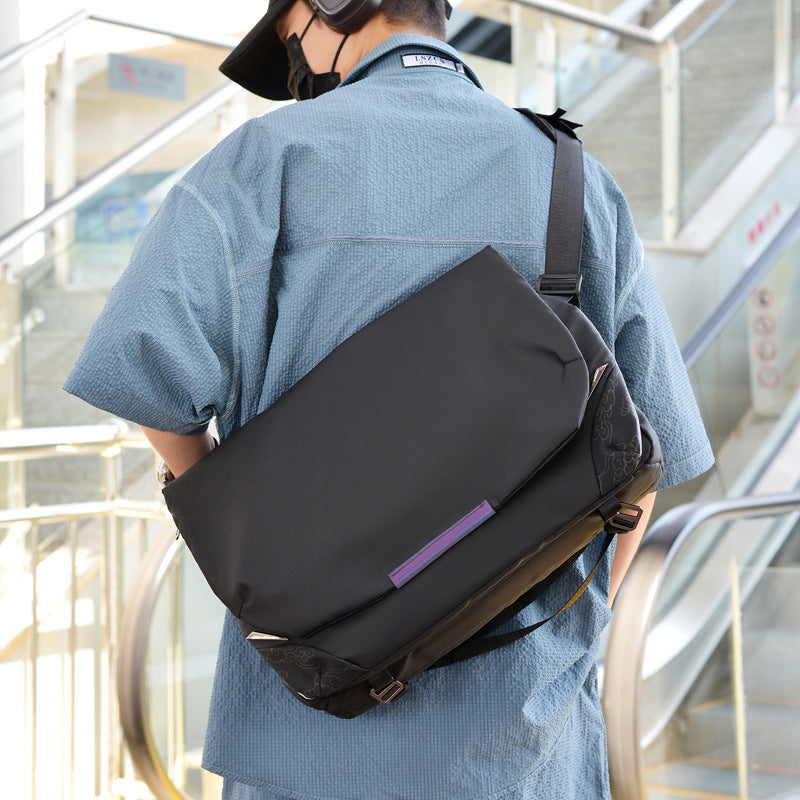 Messenger bag LoungeYard — product view 2