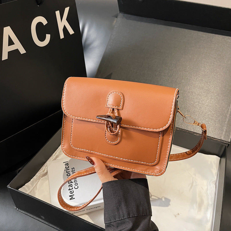 WoStructured Leather Crossbody Bag LoungeYard — product view 4