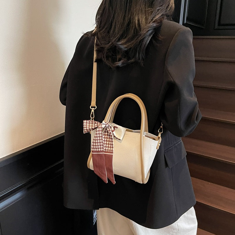 Fashionable Structured Handbag LoungeYard — product view 3