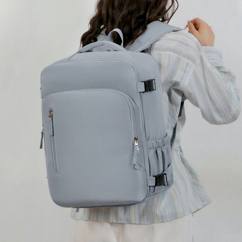 Versatile Urban Backpack LoungeYard — product view 2