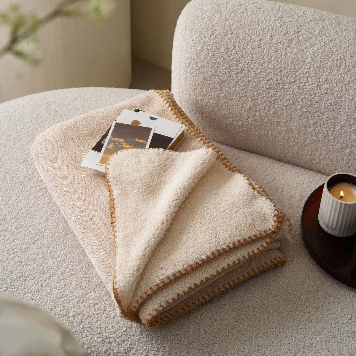Cozy Sherpa Blanket — product view 6