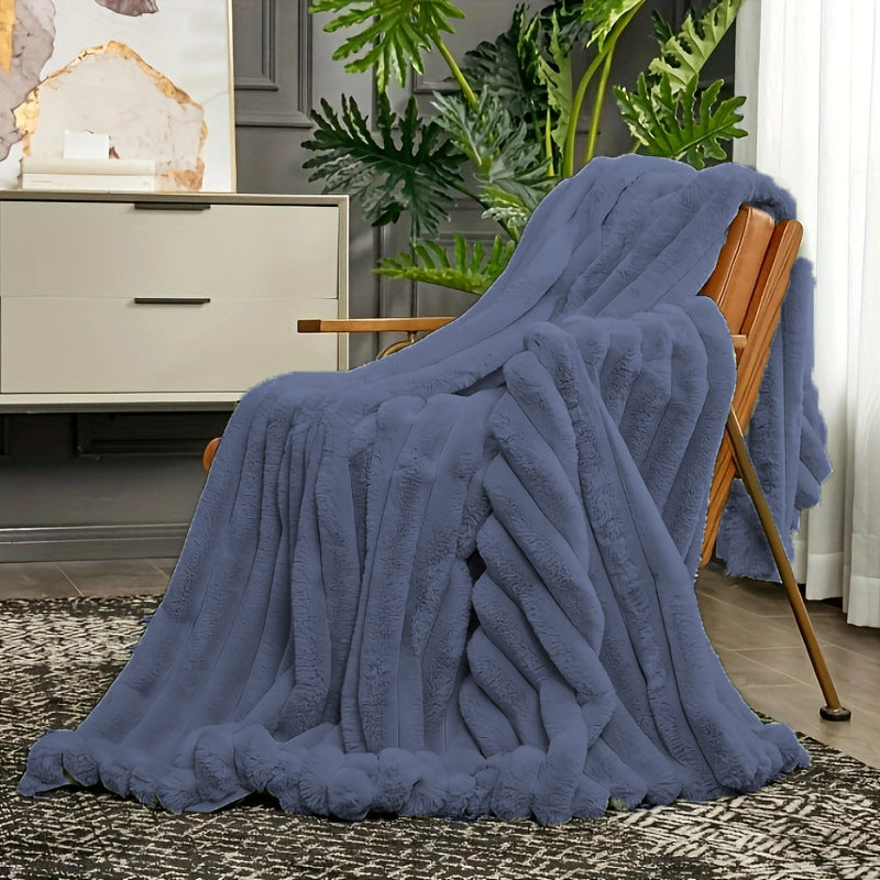 Luxurious Plush Throw Blanket — product view 6