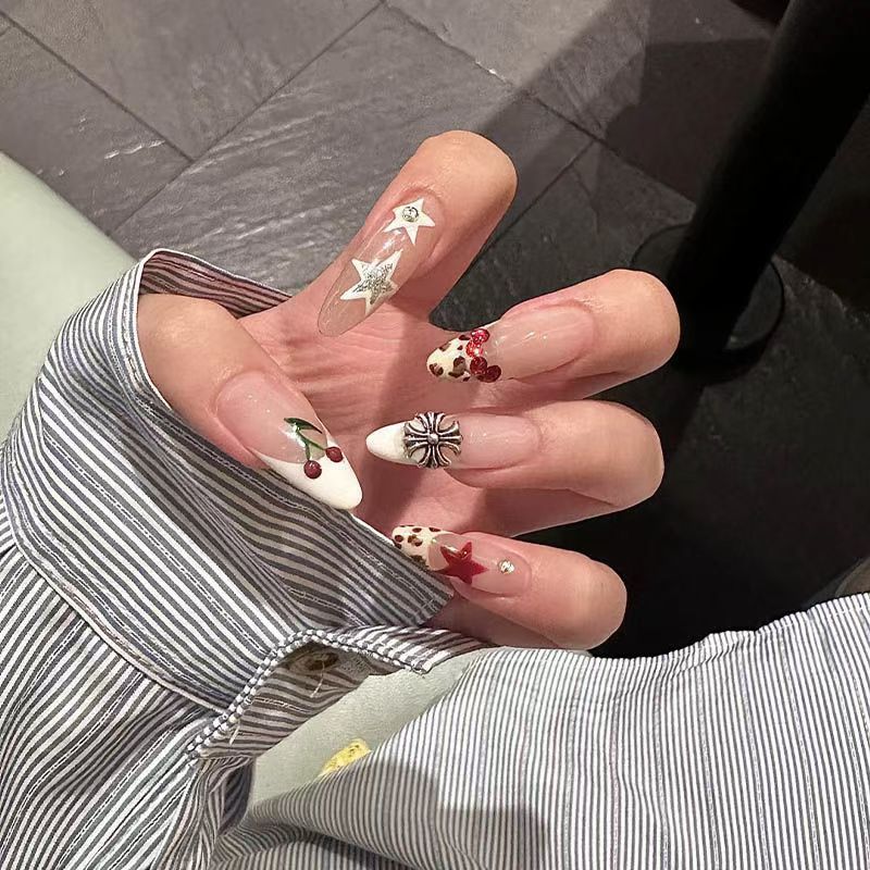 Creative Press-On Nail Art — product view 4