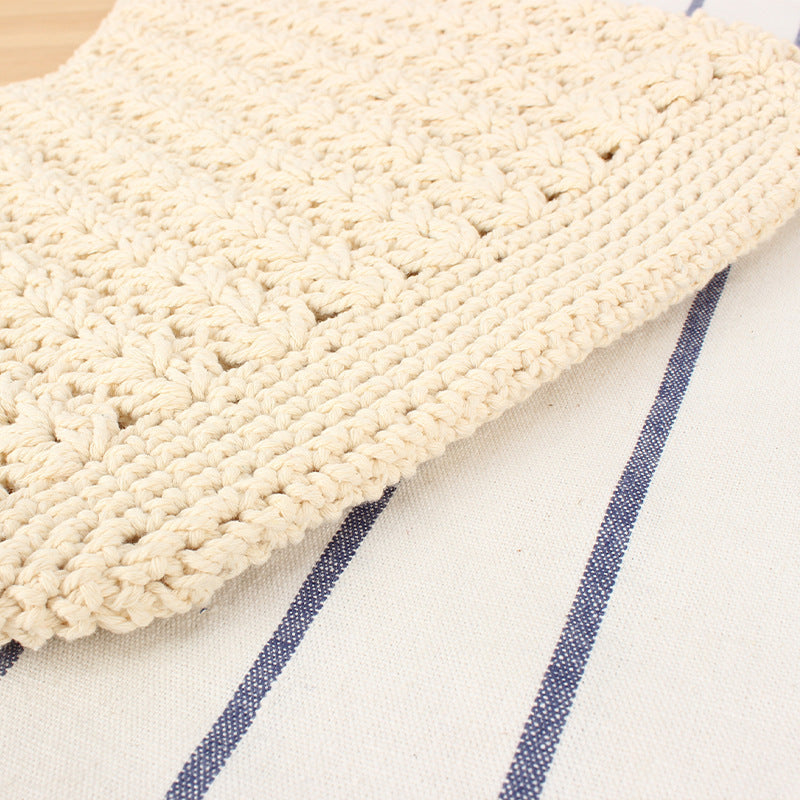 Handcrafted Shoulder Bag Made of Natural Weave LoungeYard — product view 3