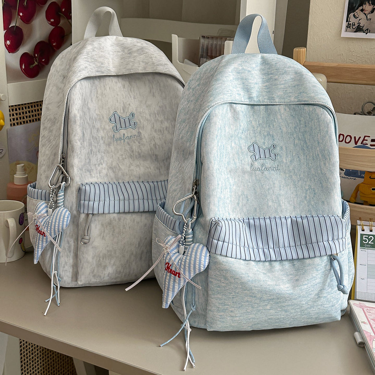 Casual Canvas Backpack LoungeYard — product view 2