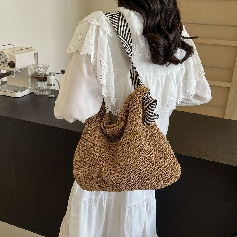 Handcrafted shoulder bag with unique weaving pattern LoungeYard — product view 3