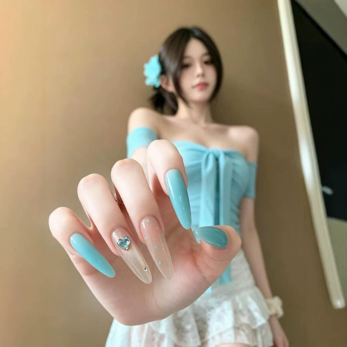 Decorative Press-On Nail Art Decorations — product view 1
