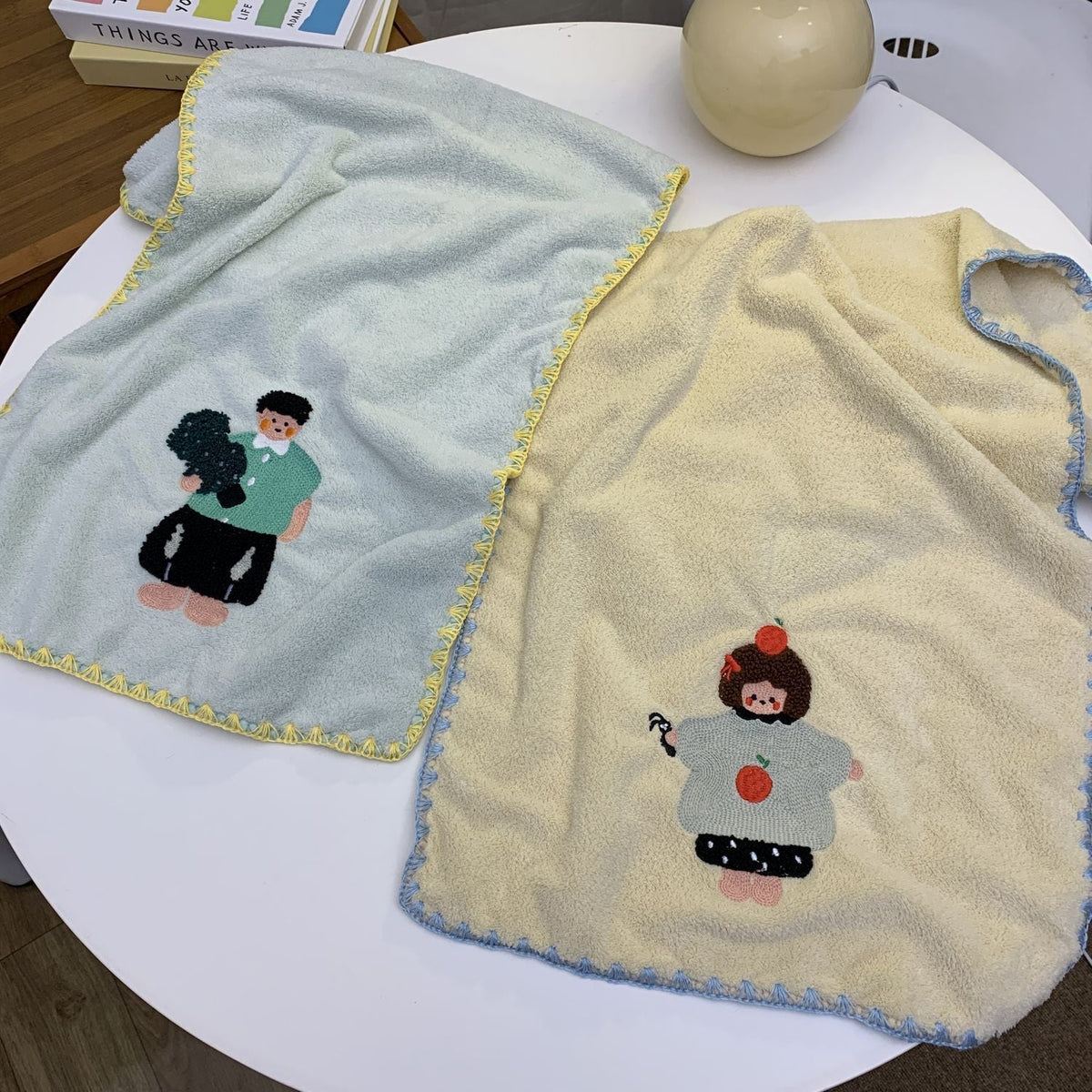 Cuddly blanket LoungeYard — product view 1