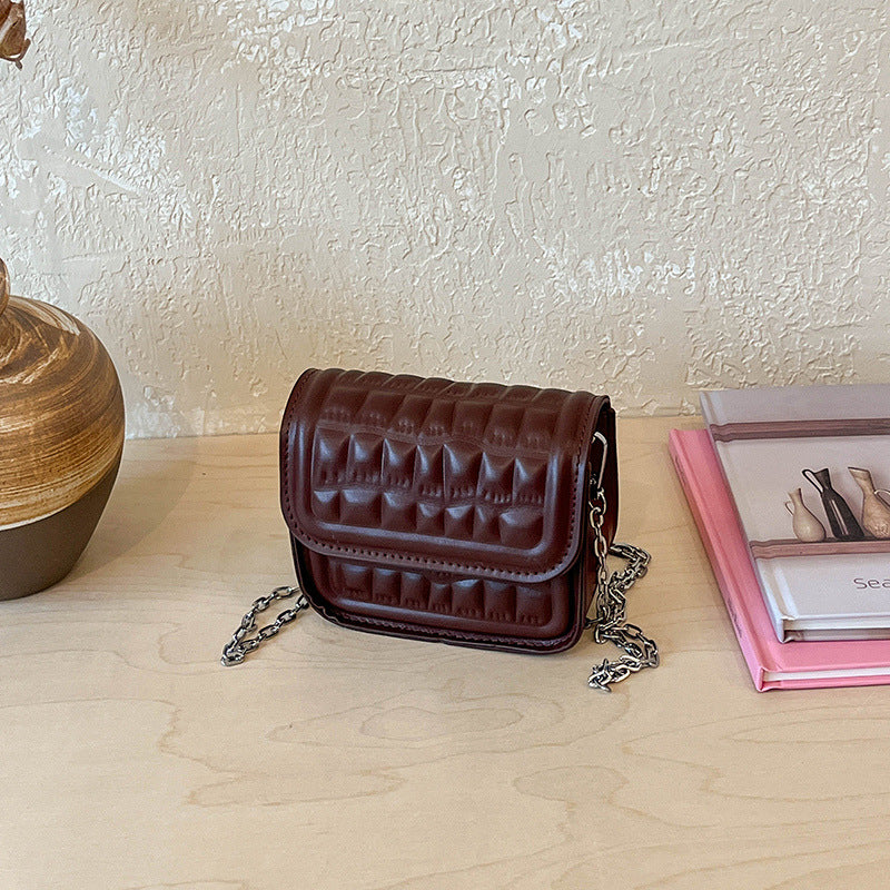 WoTextured Quilted Mini Crossbody Bag LoungeYard — product view 4