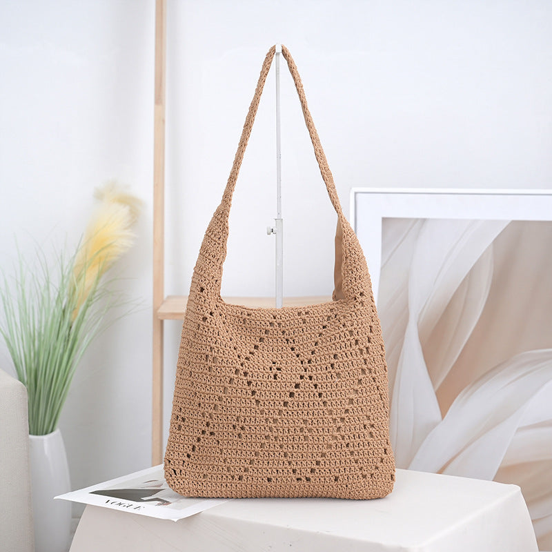 Handcrafted straw shoulder bag LoungeYard — product view 7