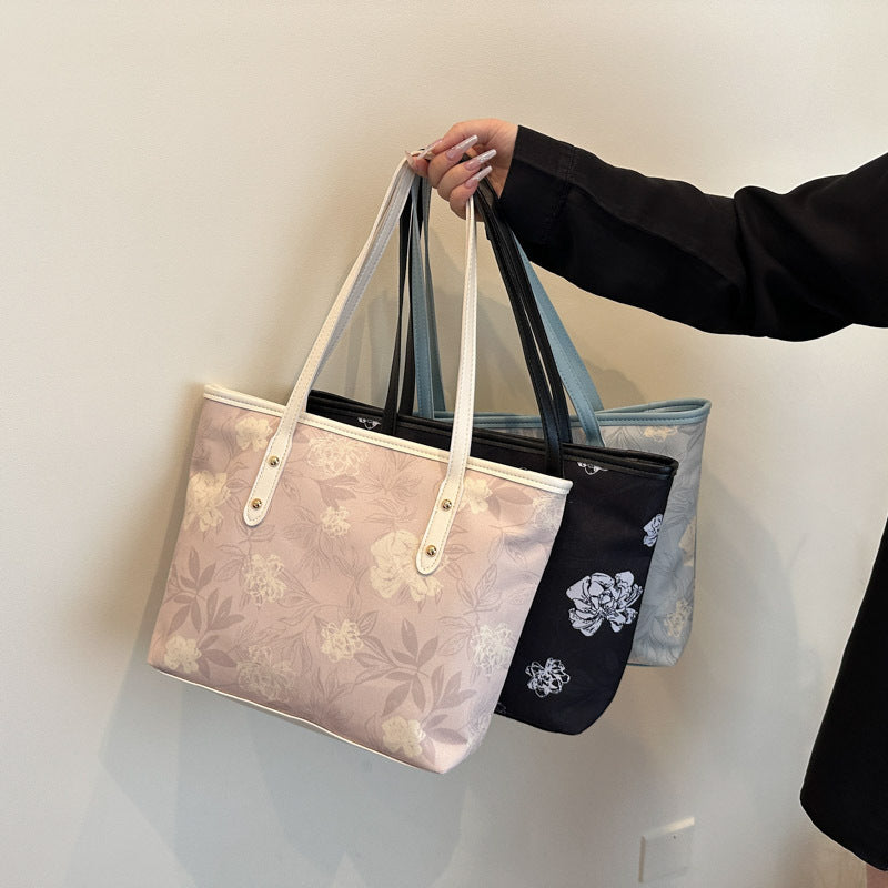 Floral Patterned Tote Bag LoungeYard — product view 4