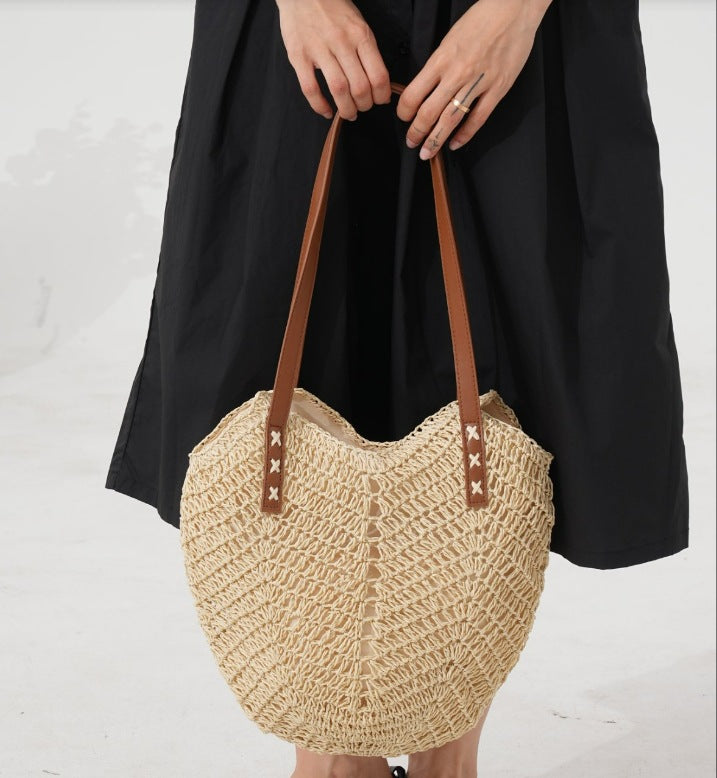 Handmade beach shoulder bag with leather handles LoungeYard — product view 4