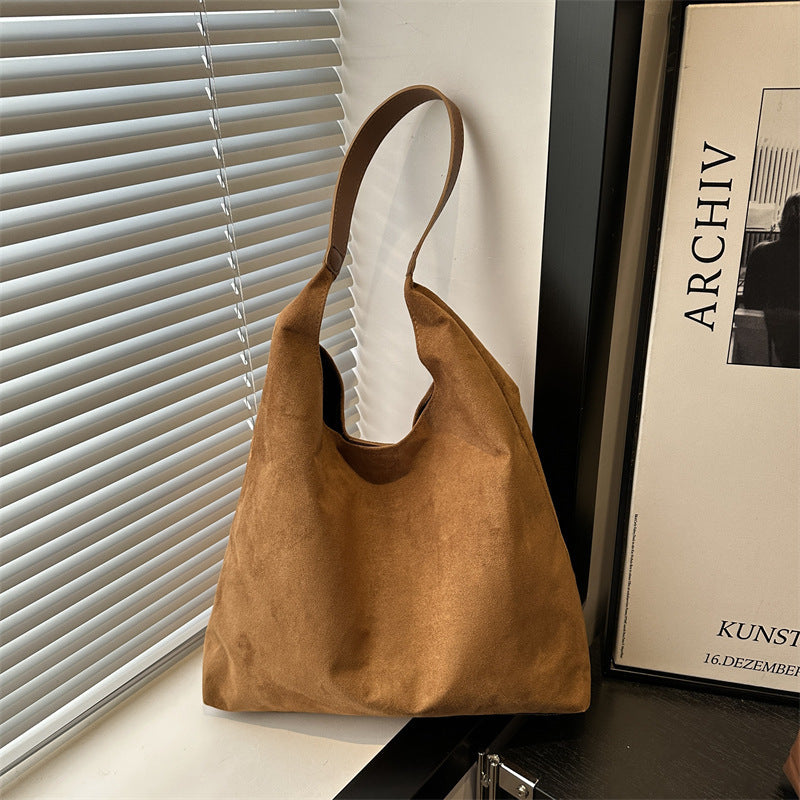 Suede Slouchy Hobo Bag LoungeYard — product view 2