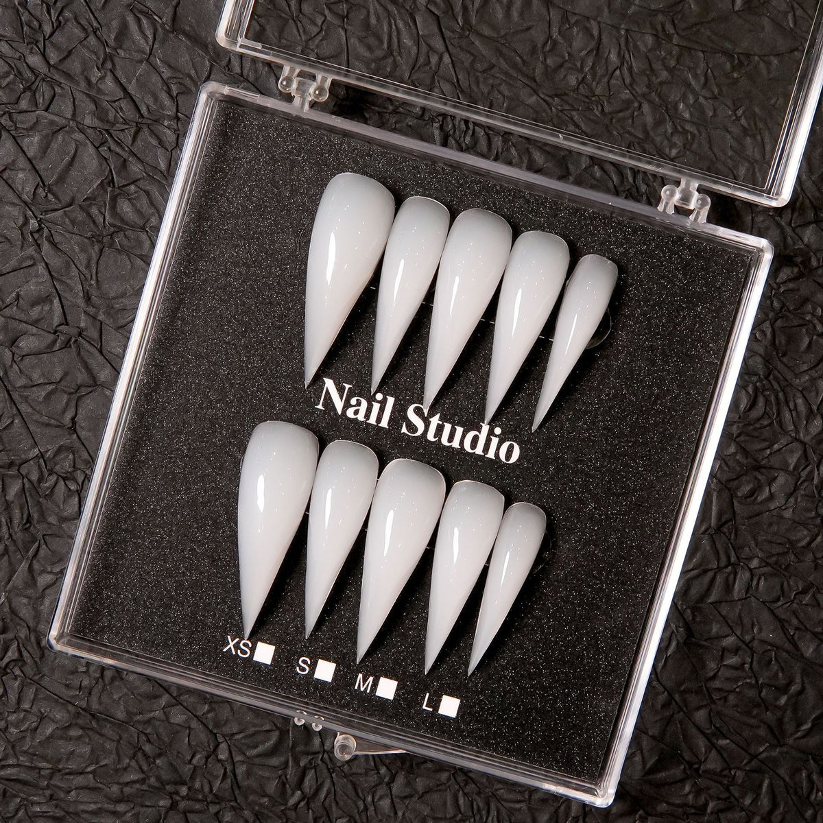 Stiletto-Shaped Press-On Nail Set — product view 4