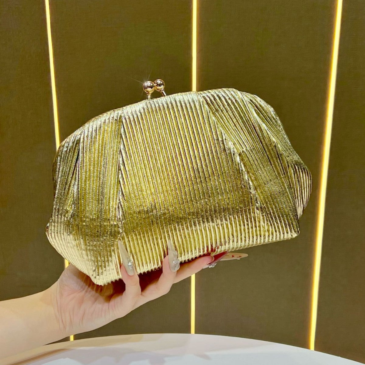 Statement Clutch — product view 1