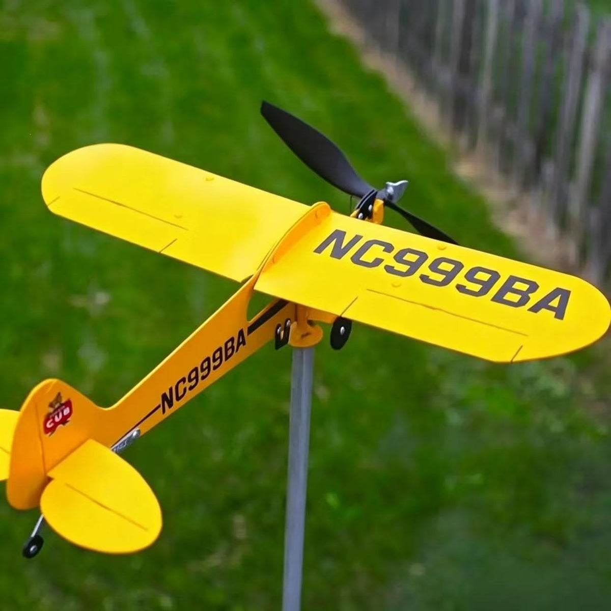 Decorative Airplane Garden Stake Bowlift — product view 3