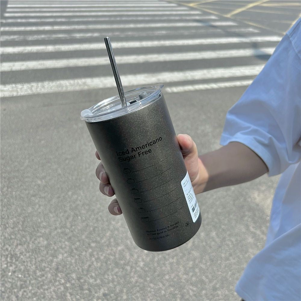 Women's insulated cup with secure lid and practical straw LoungeYard — product view 1