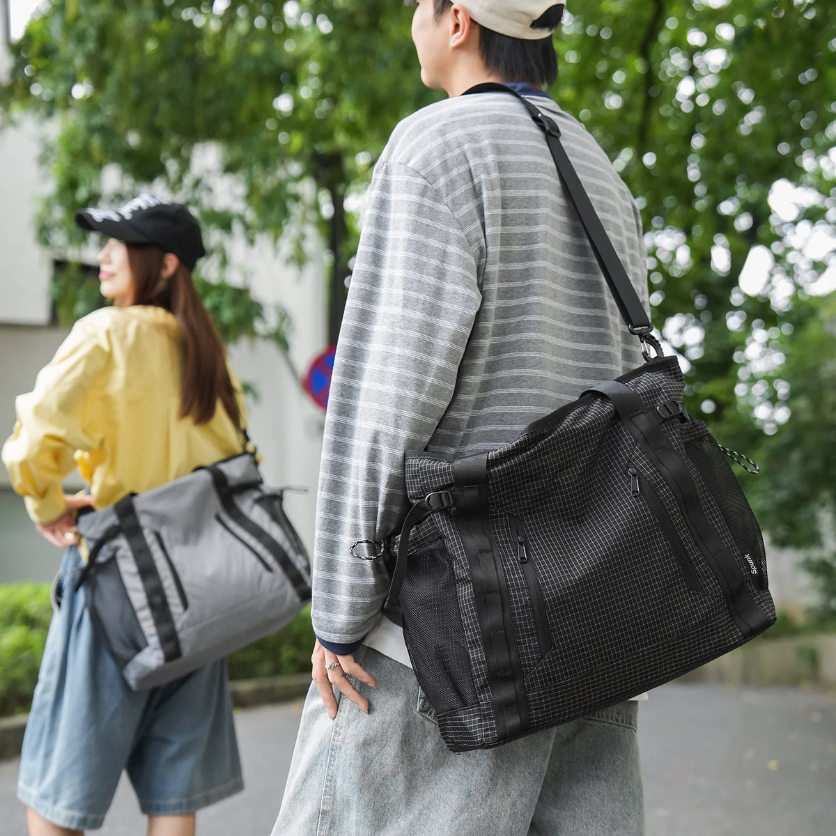 Multi-Functional Outdoor Adventure Tote LoungeYard — product view 3