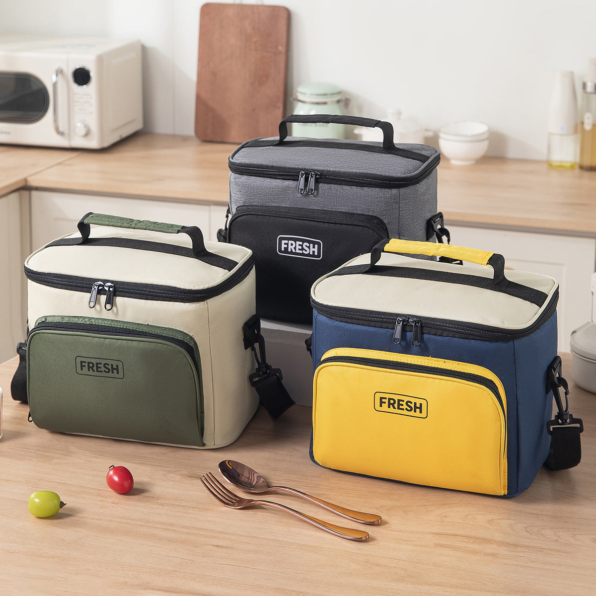 Compact Insulated Food Carrier — product view 4