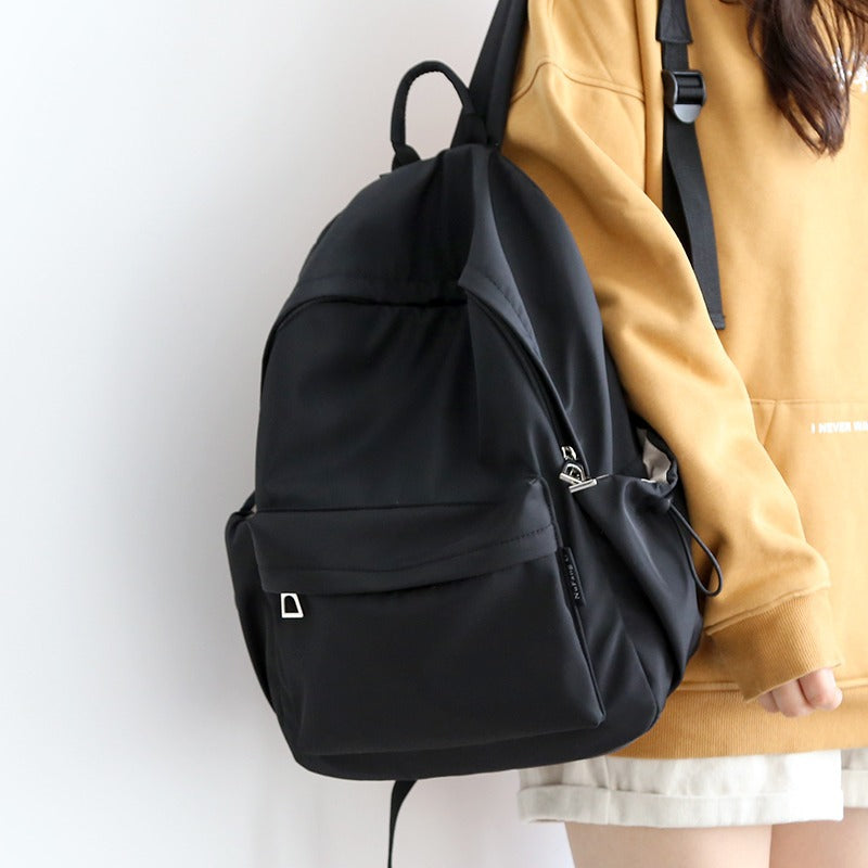 Practical backpack with innovative closure system LoungeYard — product view 3