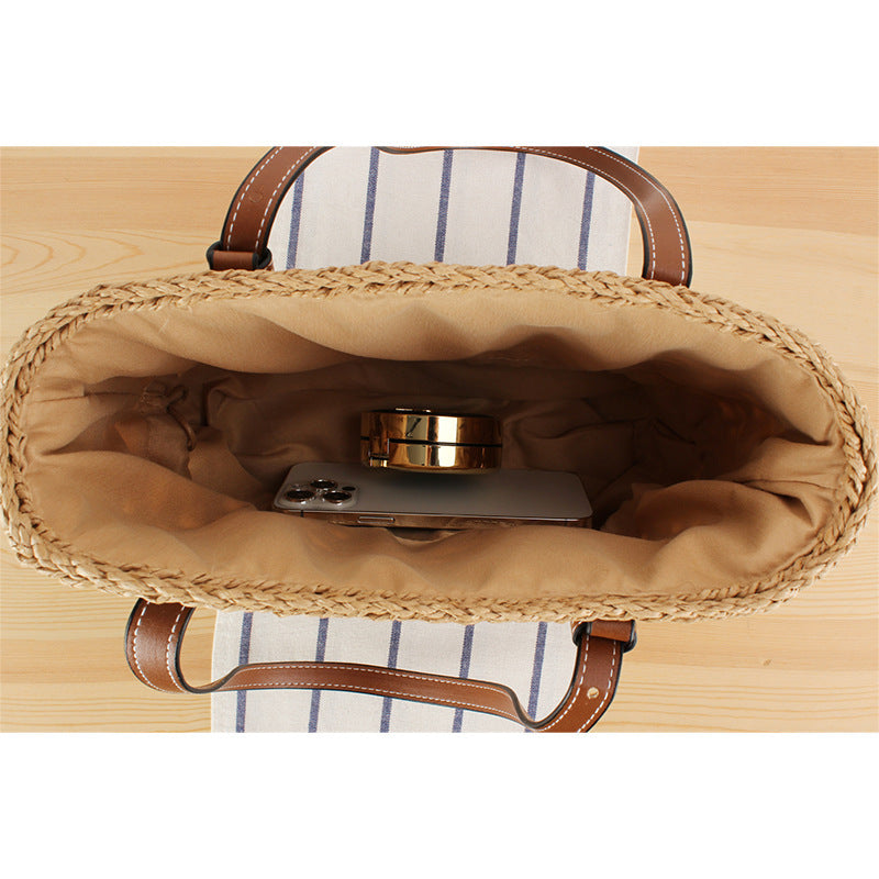 Handbag Made of Handwoven Straw with Elegant Faux Leather Handles LoungeYard — product view 3