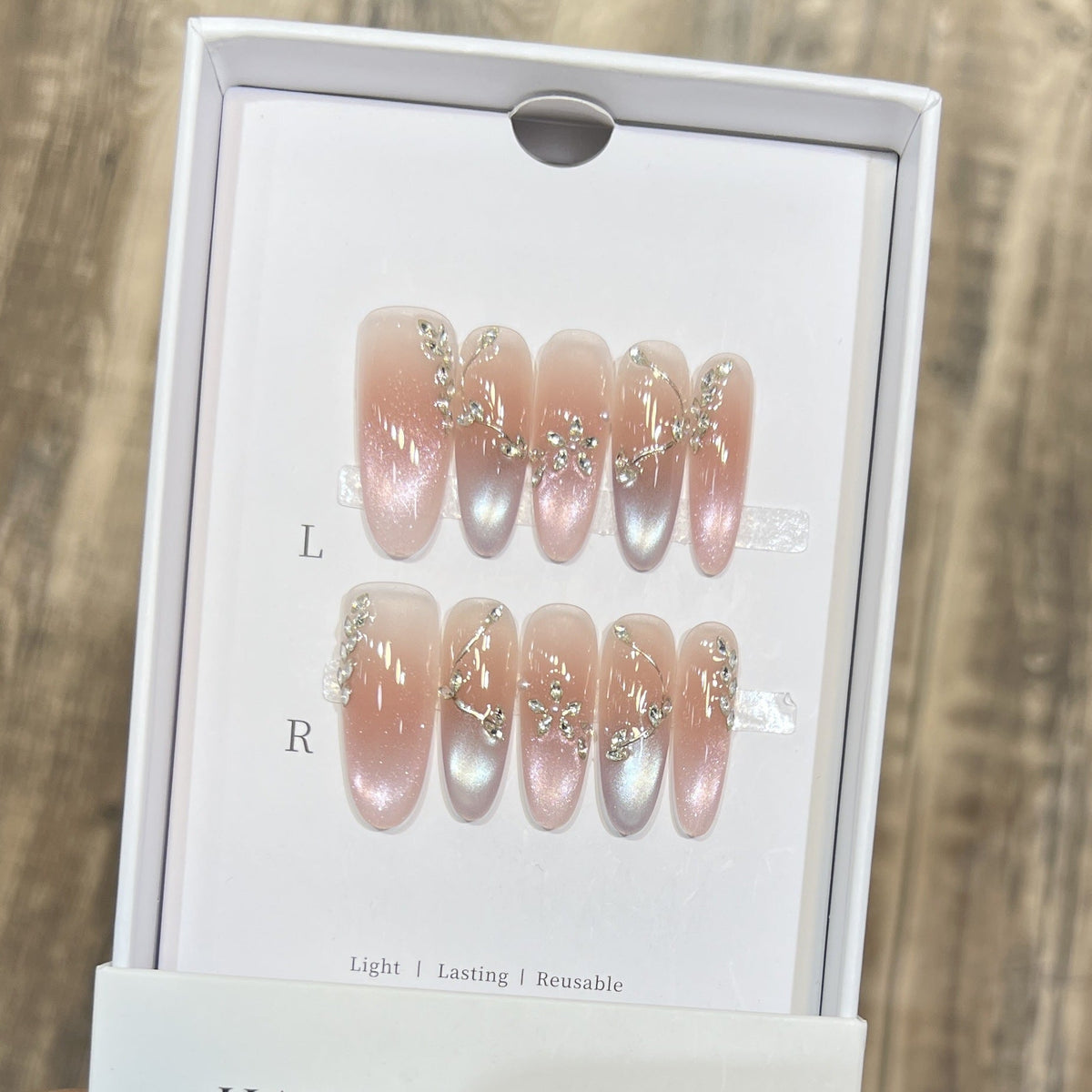 Elegant Reusable Acrylic Nail Set — product view 2