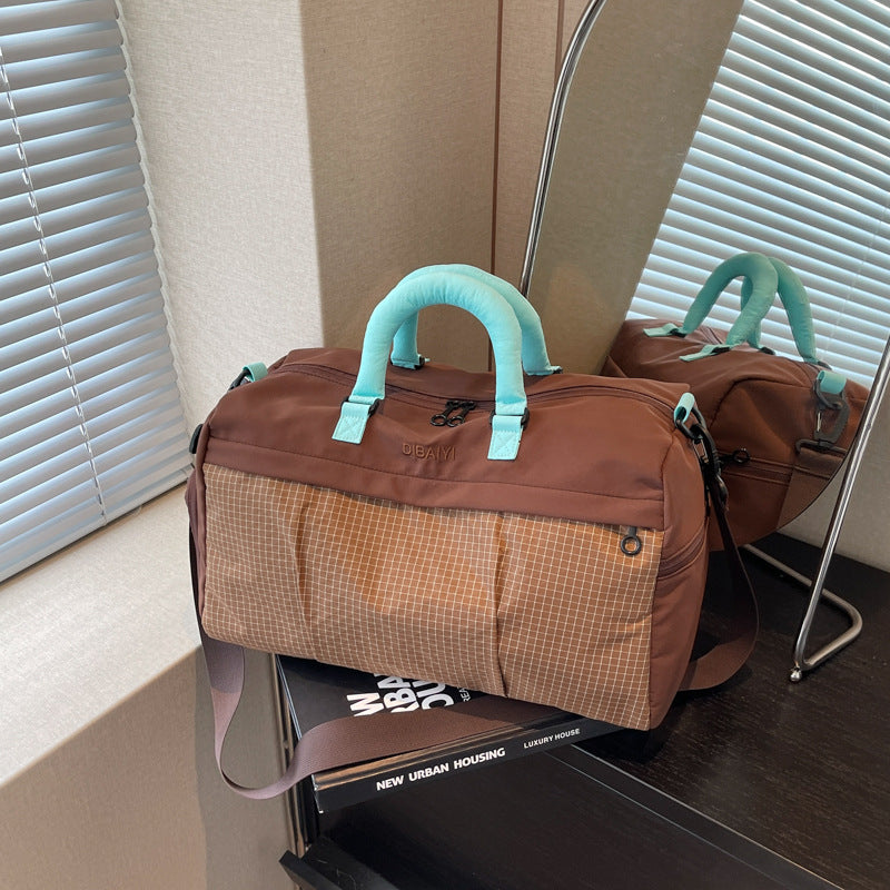 Versatile Multi-Pocket Sports Duffle Bag LoungeYard — product view 1
