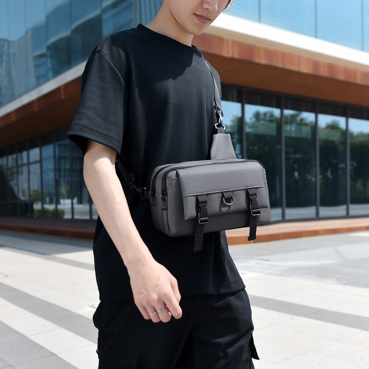 Shoulder bag LoungeYard — product view 3