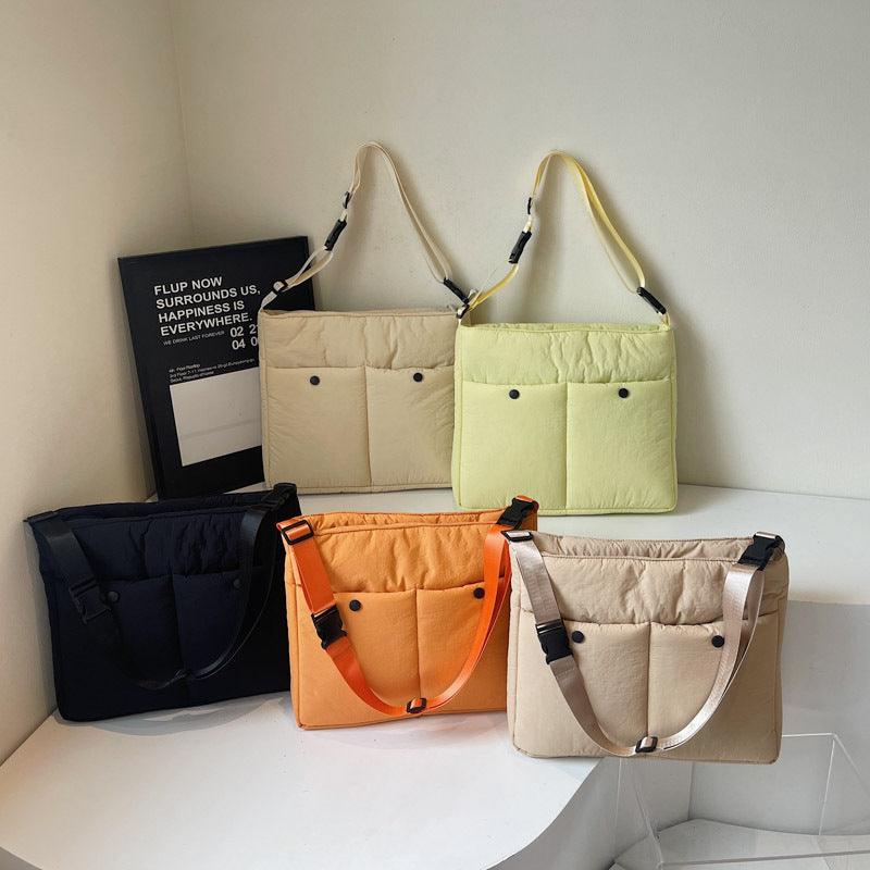 Practical everyday handbag LoungeYard — product view 2