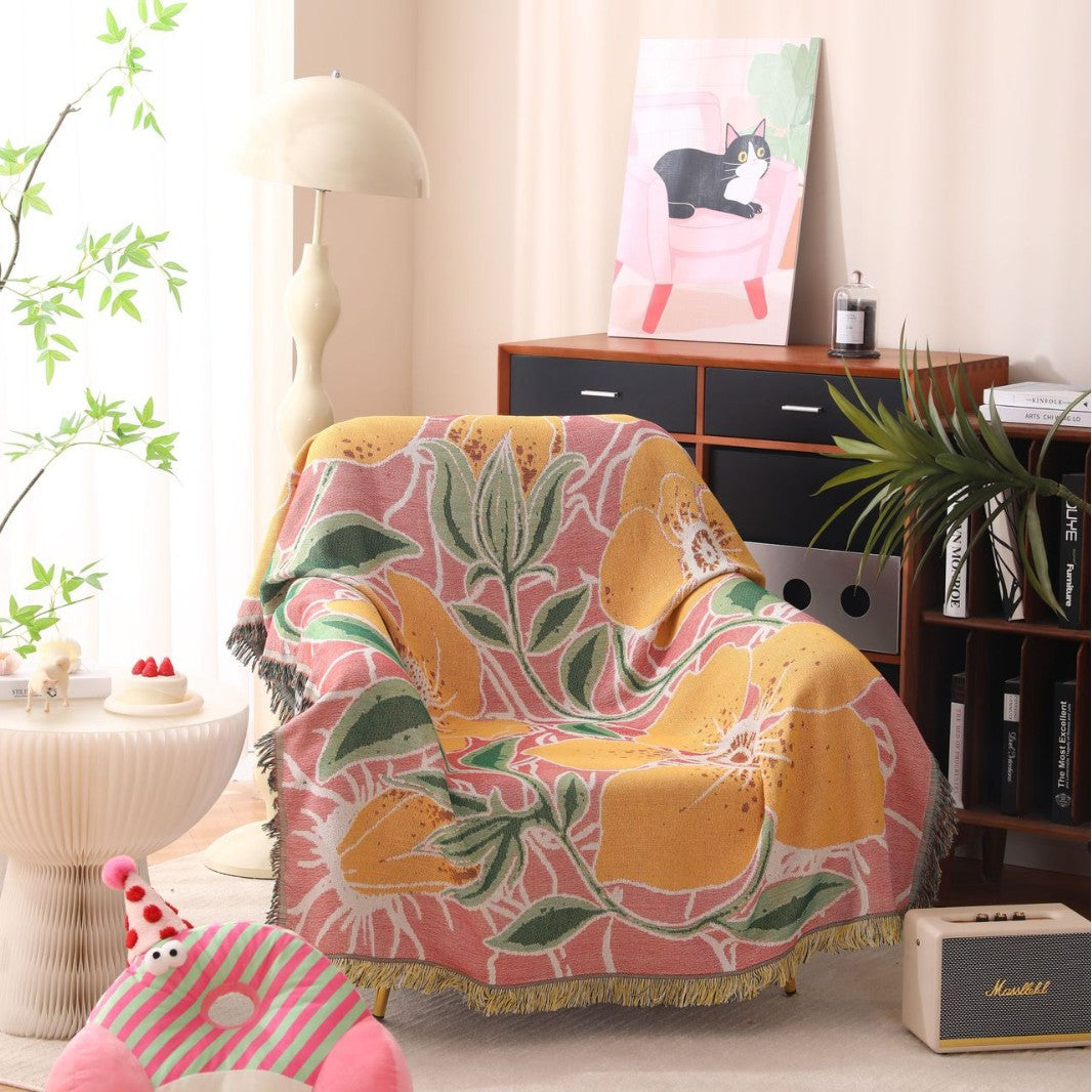 Floral Patterned Throw Blanket — product view 4