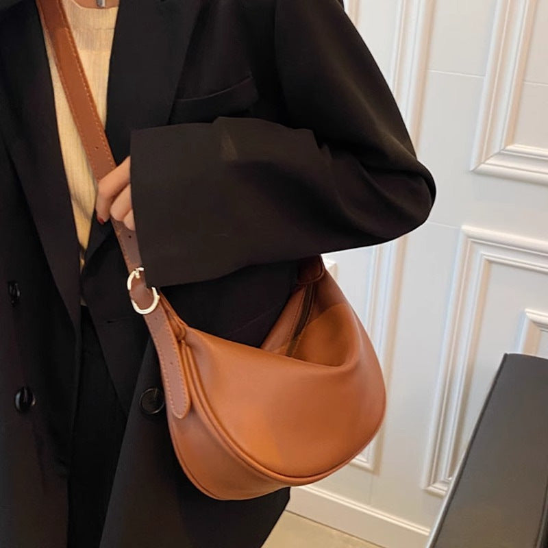 Contemporary Shoulder Bag LoungeYard — product view 2