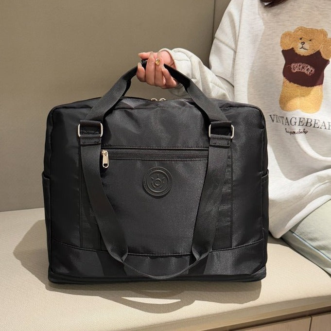 Multifunctional Fitness And Travel Bag LoungeYard — product view 2