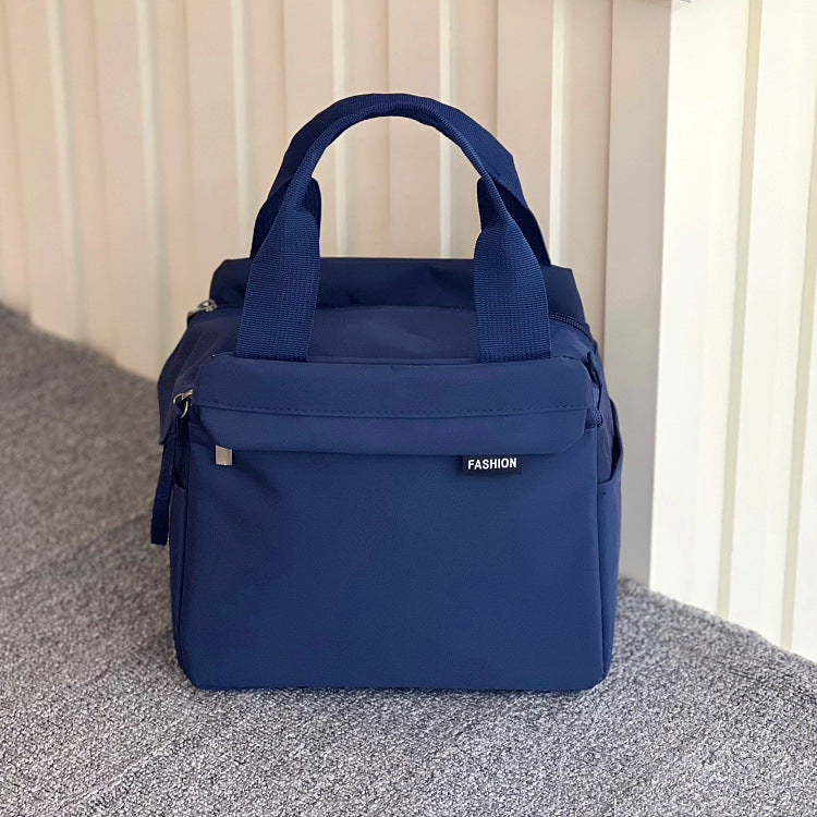 Fashionable Insulated Lunch Bag LoungeYard — product view 7