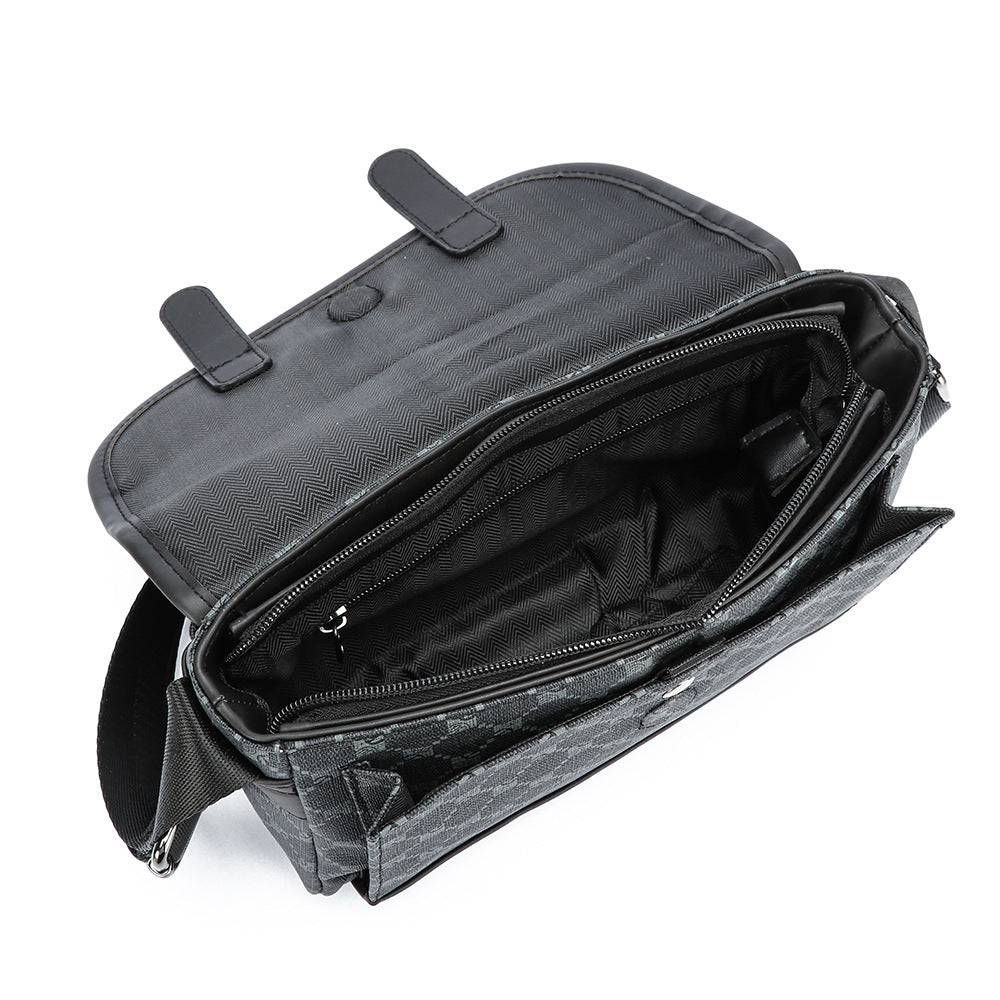Durable shoulder bag with adjustable shoulder strap LoungeYard — product view 3