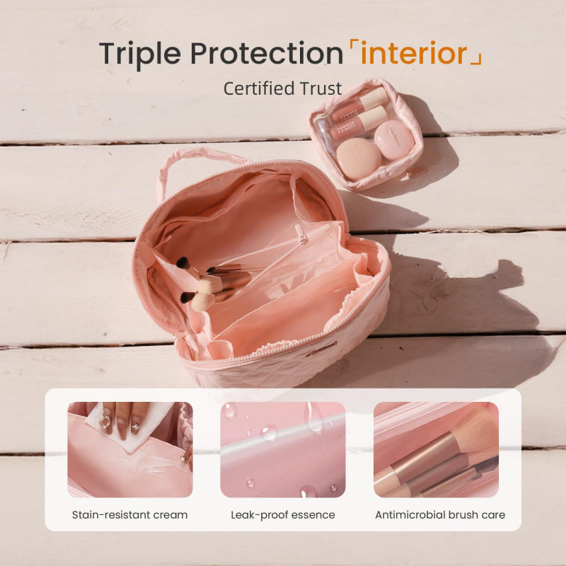 Cosmetic storage bag LoungeYard — product view 3