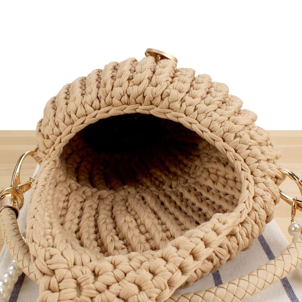Elegant Handbag in Shell Design LoungeYard — product view 2