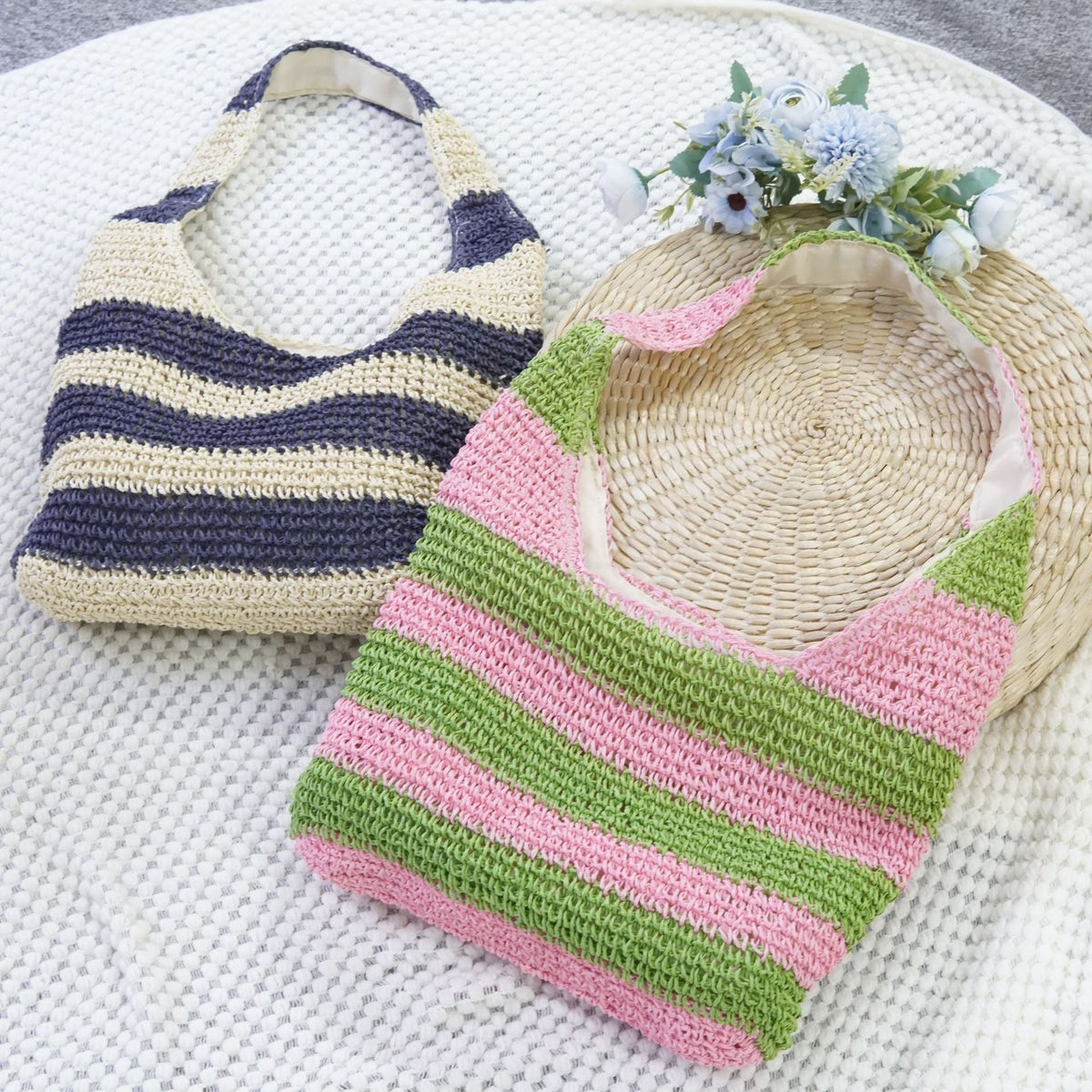 Fashionable Eco-friendly Tote Bag LoungeYard — product view 2