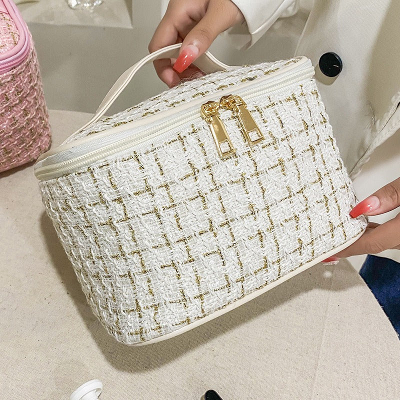 Stylish and Practical Cosmetic Storage Bag LoungeYard — product view 1