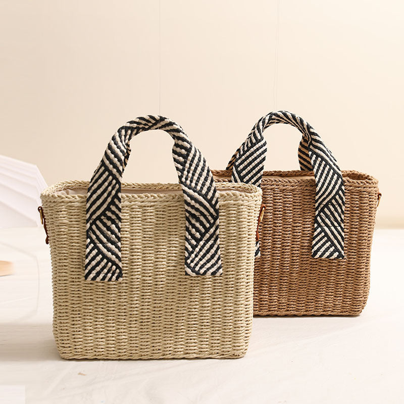 Woven natural material handbag with removable shoulder strap LoungeYard — product view 2