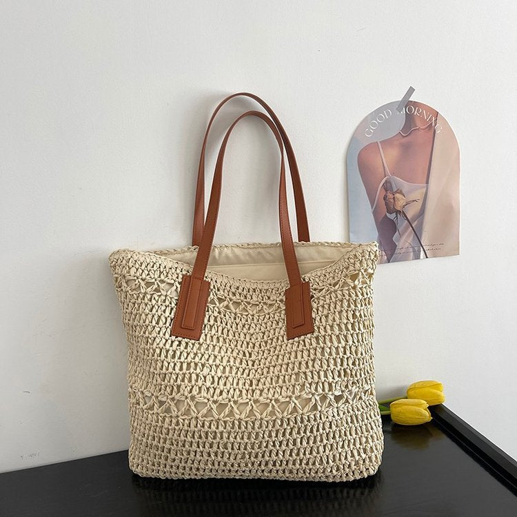 Natural beach bag with sturdy leather handles LoungeYard — product view 1