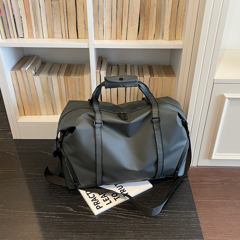 Sporty Travel Bag With Maximum Functionality LoungeYard — product view 2