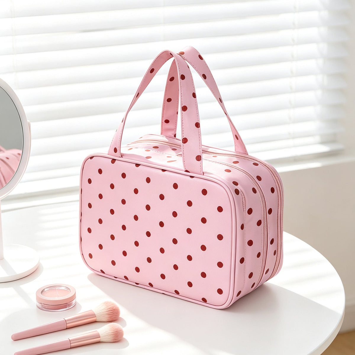 Cosmetic bag LoungeYard — product view 3