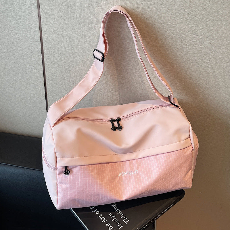 Versatile Travel Weekend Duffel — product view 6
