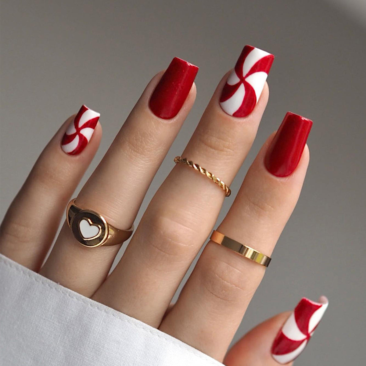Festive Candy Stripe Nail Art Extensions — product view 1