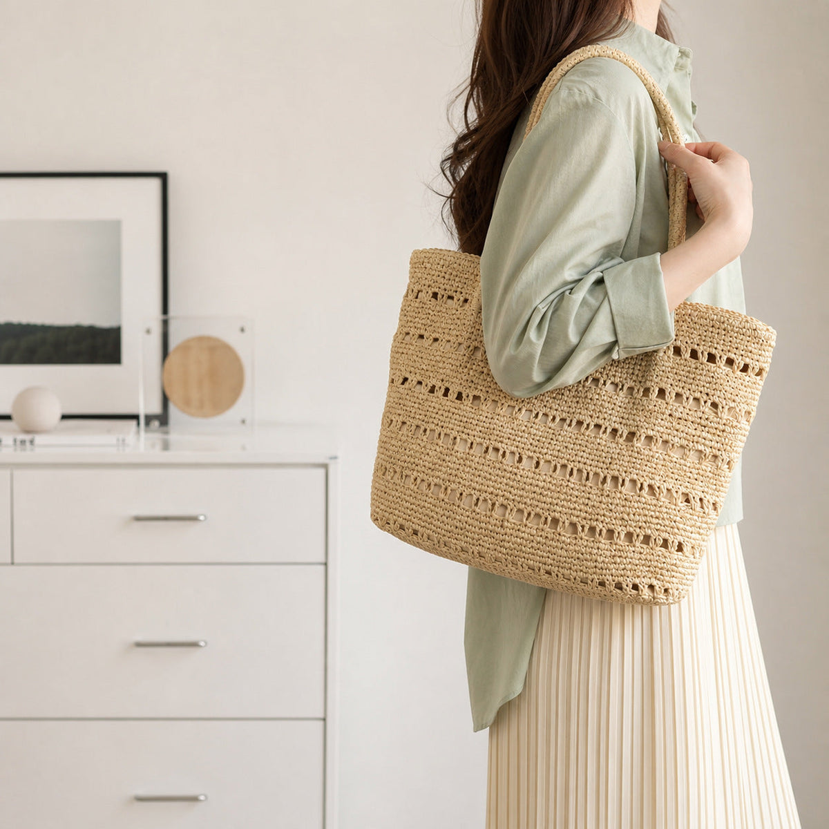 Handcrafted beach bag with open woven pattern LoungeYard — product view 4