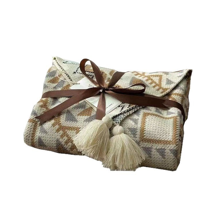 Decorative Throw Blanket LoungeYard — product view 2