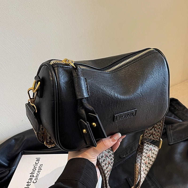 Elegant Zip-Closure Crossbody Bag LoungeYard — product view 5