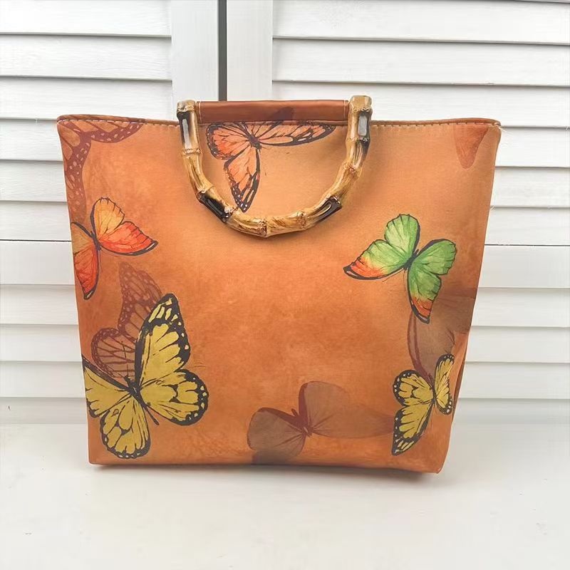 Elegant bag with bamboo handles LoungeYard — product view 1
