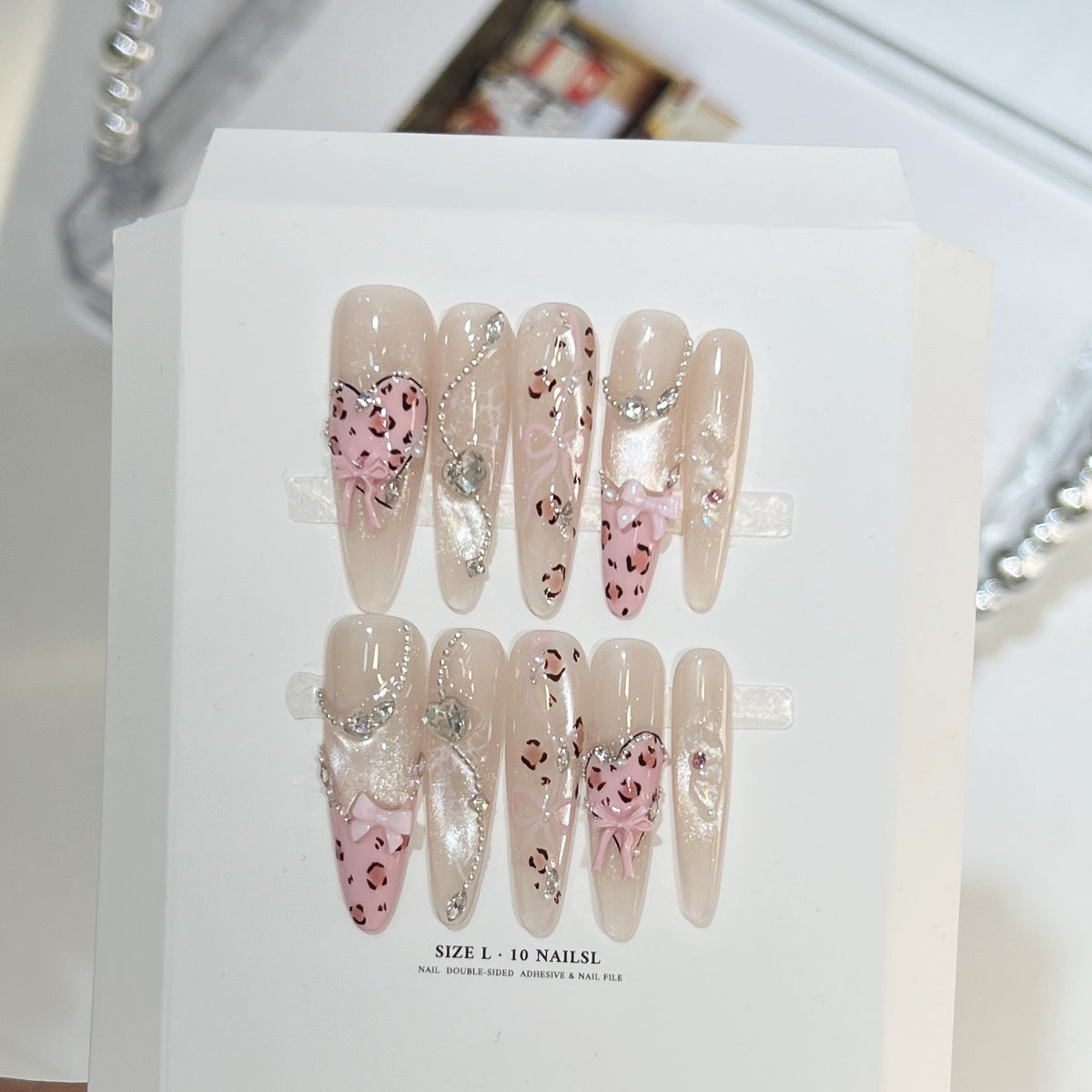 Artistic Decorative Nail Tips Set — product view 1